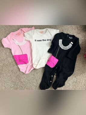 Sara Kety Pink, Black & Cream One-Piece Bodysuit Set with Purse & Pearl Graphic